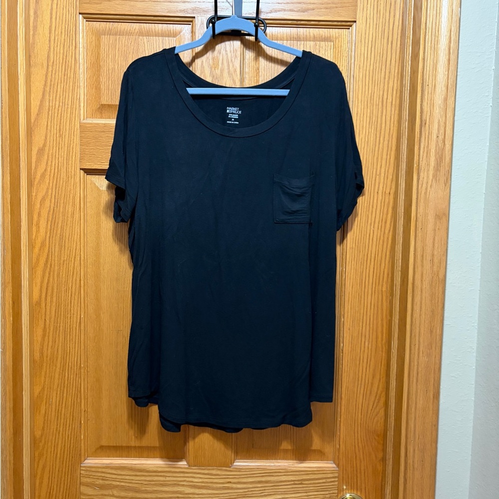Market & Spruce Black Short Sleeve Tee